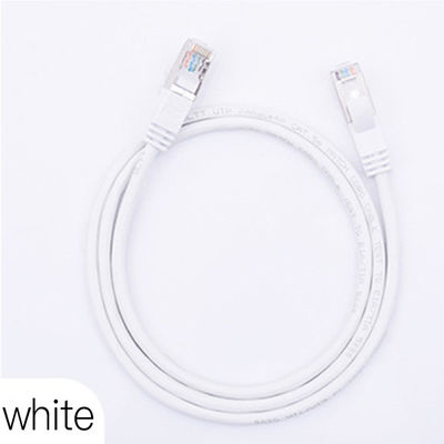 屋内イーサネットCat5e RJ45コネクターが付いている100m FTP STPポリ塩化ビニール ジャケットをパッチ・コード