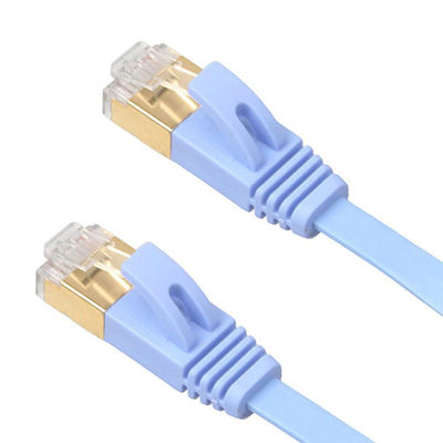 4 Ft Cat6の平らなイーサネットLANは金によってSnagless保護されるRj45のコネクターが付いている青をケーブルで通信する