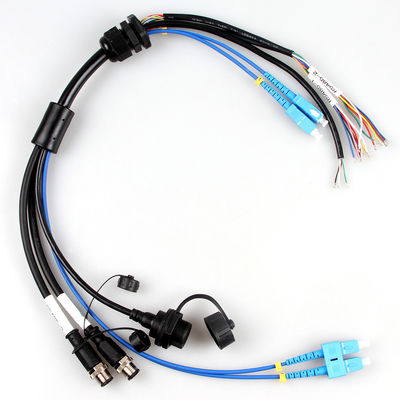視覚宇宙航空防水ワイヤー馬具のケーブル会議M12+USB Female+Fiber
